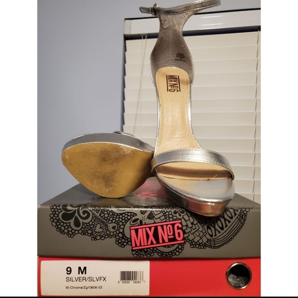 Mix No. 6 Silver Bling Heels - Picture 2 of 4